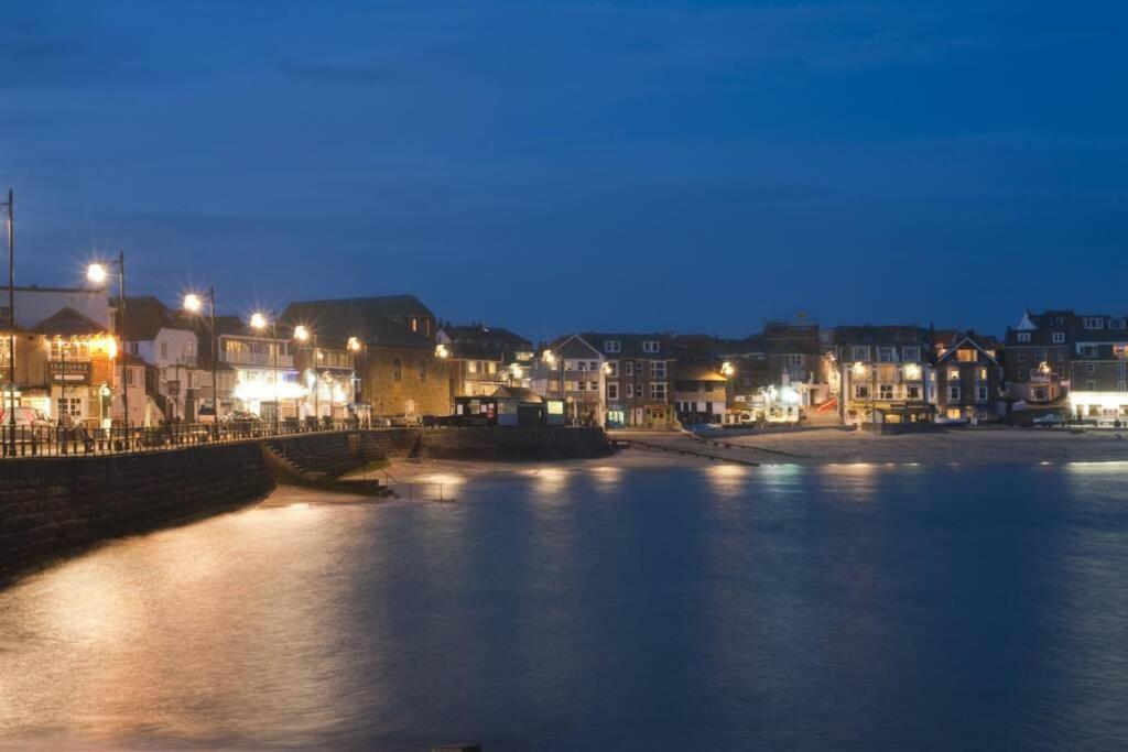 St Ives Apartment Private Parking With Garden 10 Minute Walk Into Town And Beach Kültér fotó